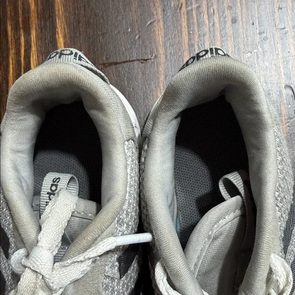 Toddler Boy Adidas tennis shoes - Picture 8 of 8